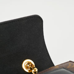 Louis Vuitton Victoire Monogram