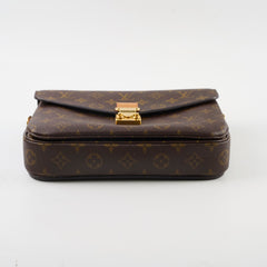 Louis Vuitton Pochette Metis Monogram