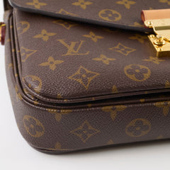 Louis Vuitton Pochette Metis Monogram