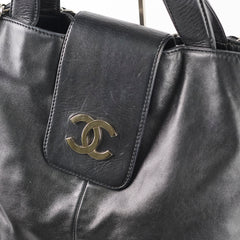 Chanel Diamond Stitched Expandable Leather Zip Tote Blacke