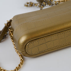 Chanel Gabrielle Clutch On Chain Gold