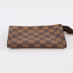 Louis Vuitton Marais Bucket Pouch Damier Ebene