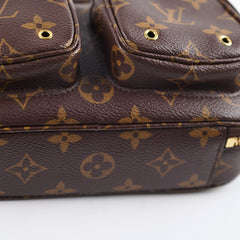 Louis Vuitton Utility Crossbody Monogram