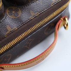Louis Vuitton Utility Crossbody Monogram