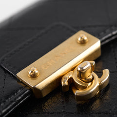 Chanel CC Turnlock Calfskin Medium Wallet Black