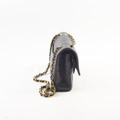 Chanel M/L Classic Flap Caviar Black (Microchipped)