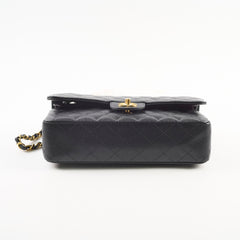 Chanel M/L Classic Flap Caviar Black (Microchipped)