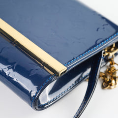 Louis Vuitton Ana Clutch Vernis Grand Bleu