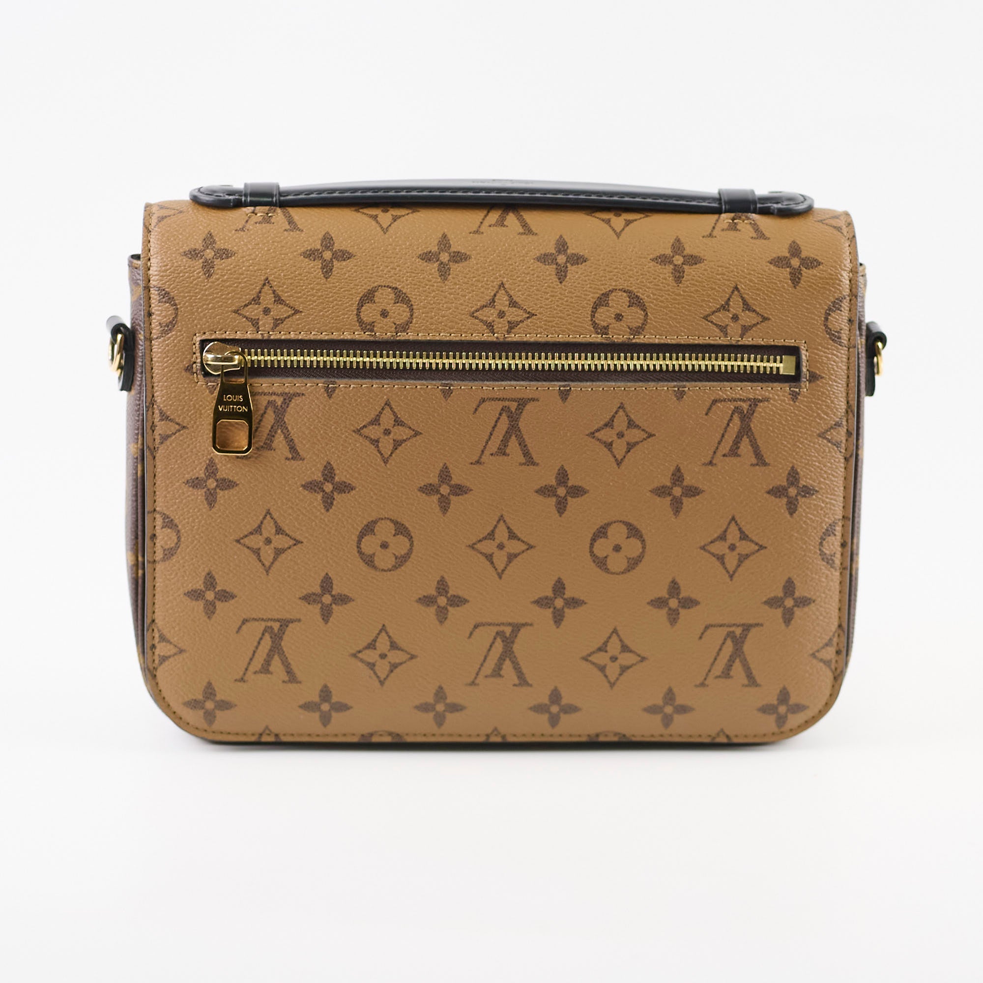 Beige handbag with monogram pattern 