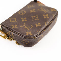 Louis Vuitton Mini Pochette Monogram