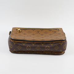 Louis Vuitton Pochette Metis Reverse Monogram