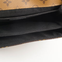Louis Vuitton Pochette Metis Reverse Monogram