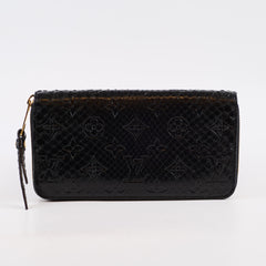 Louis Vuitton Exotic Python Black Zippy Wallet