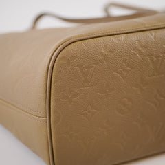 Louis Vuitton Neverfull MM Empriente Tourterelle