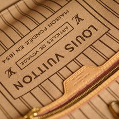 Louis Vuitton Neverfull MM Monogram (with pouch)