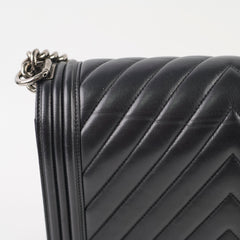 Chanel New Medium Boy Chevron Black