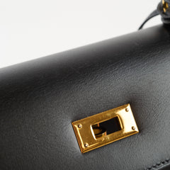 Hermès Kelly 28 Box Black GHW A Square Stamp