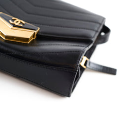 Chanel CC GHW Chevron Flap Calfskin Black