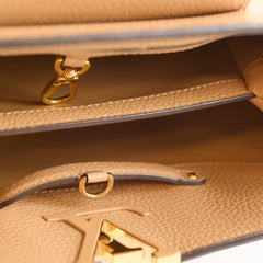 Louis Vuitton Capucines MM Beige Tan 2022