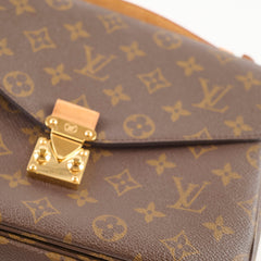 Louis Vuitton Pochette Metis Monogram