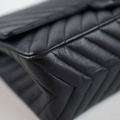Chanel Reissue 226 Black BHW 24 Series