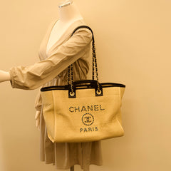 Chanel Deauville Shopping Tote Raffia Beige/Black