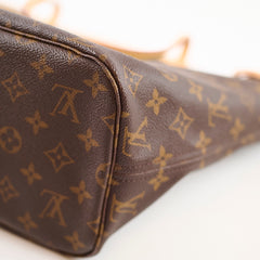Louis Vuitton Neverfull MM Monogram with Pouch