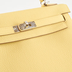 Hermes Kelly 25 Jaune Poussin Togo K Stamp