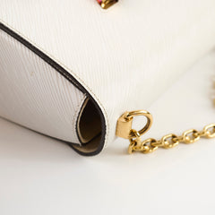 Louis Vuitton Victoire Black