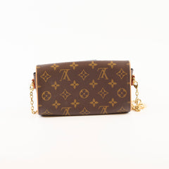 Louis Vuitton Pochette Camille