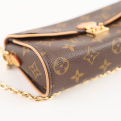 Louis Vuitton Pochette Camille
