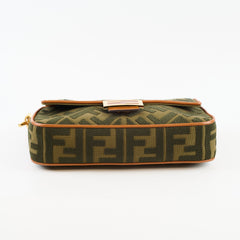 Fendi Medium Baguette Khaki Zucca
