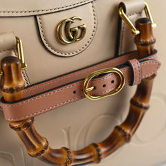 Gucci Diana Medium Bamboo Tote in Beige