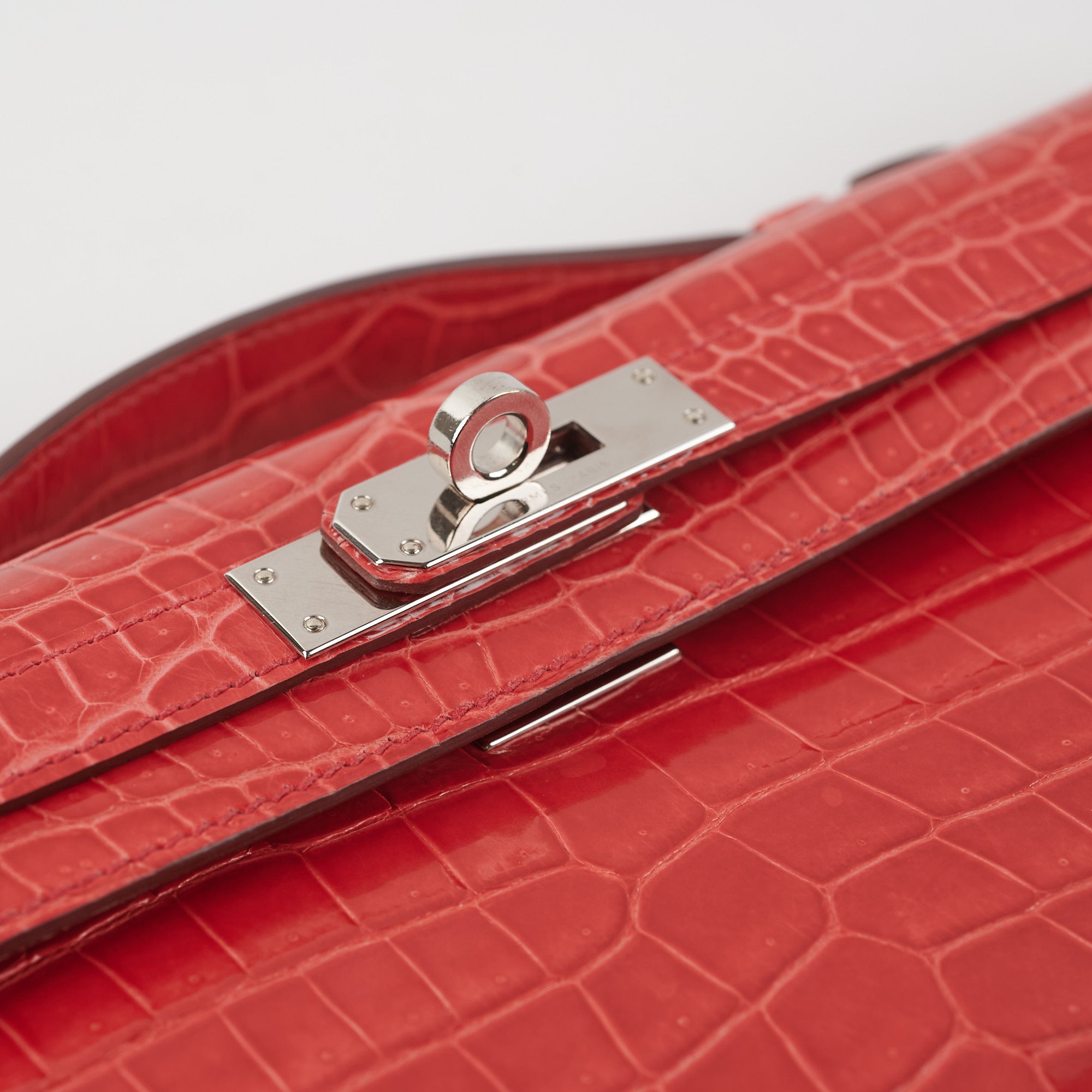 Kelly cut clutch crocodile clutch bag Hermès Red in Crocodile