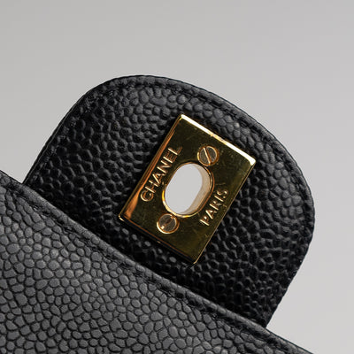 Chanel Medium/Large Caviar Classic Flap Black