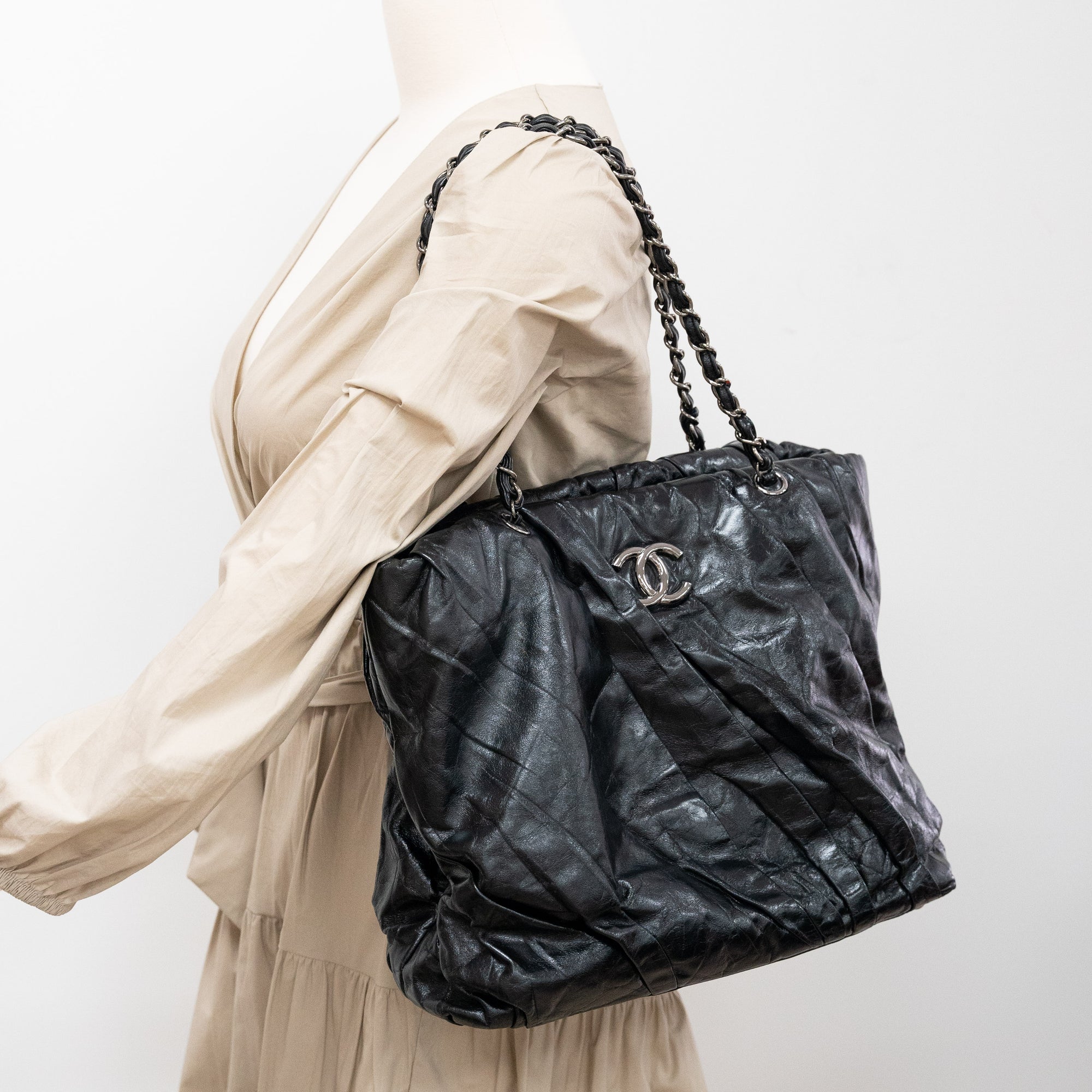 Chanel Tote Bag Black - The Purse Affair