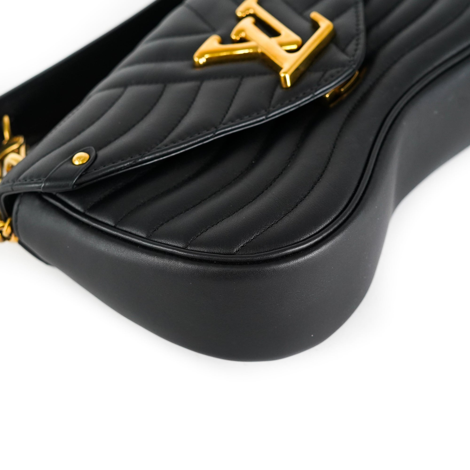 Louis Vuitton® NEW Wave Chain Bag PM