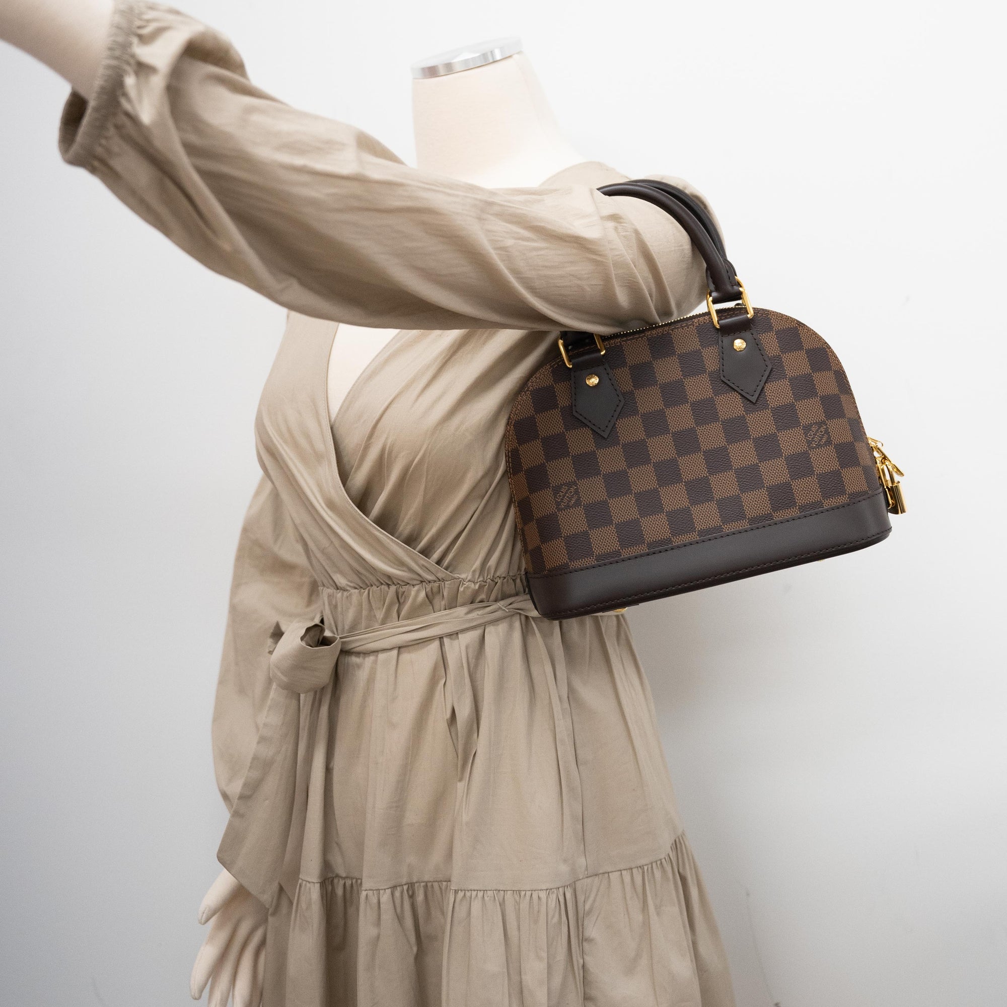 Louis Vuitton Alma BB Tote Bag - Farfetch