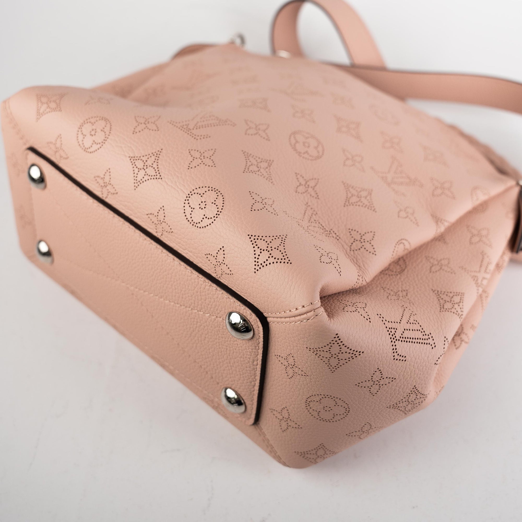 Louis Vuitton Pink Babylone PM Mahina Leather bag - ShopperBoard