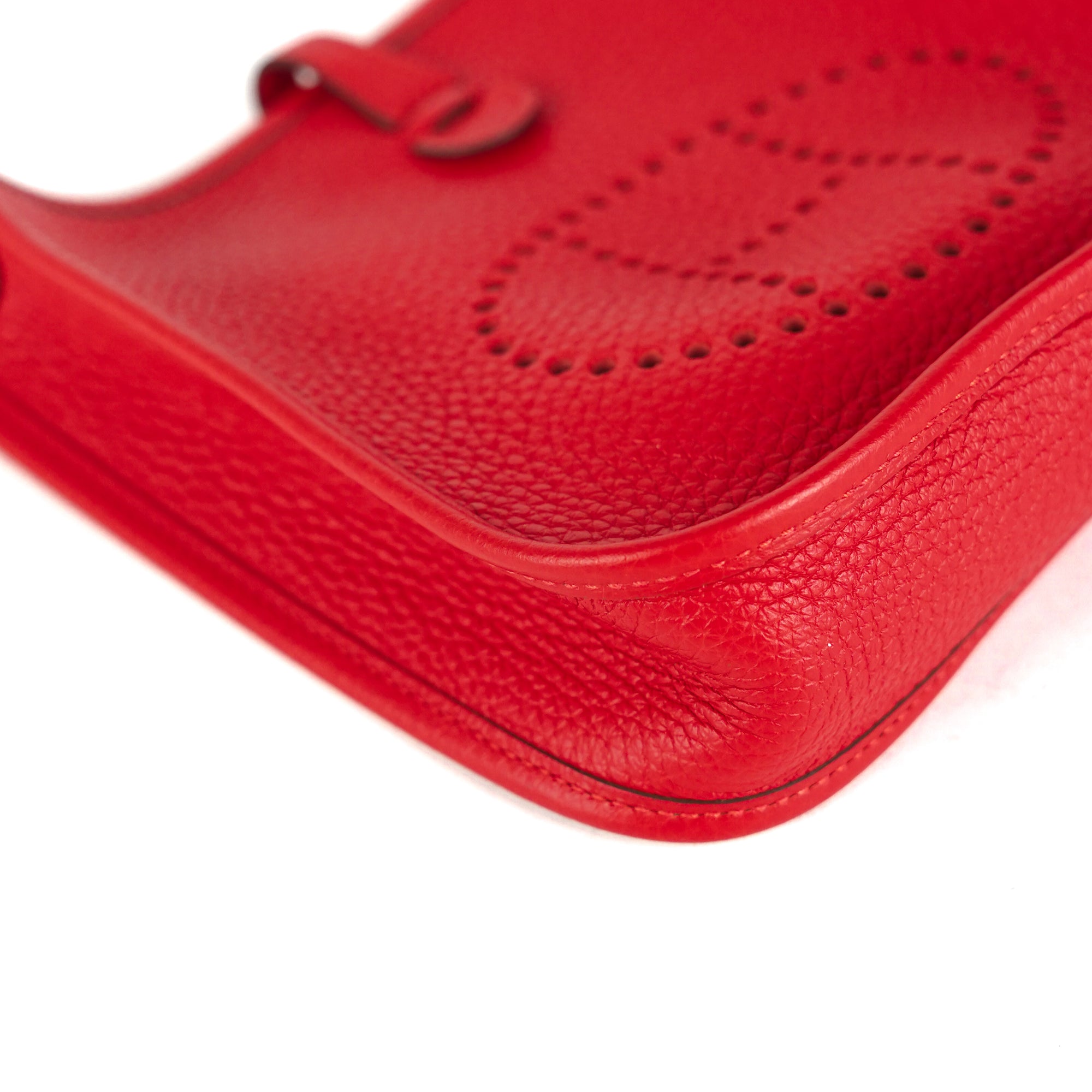Hermes, Bags, Hermes Vespa Tpm Shoulder Bag Pochette Vauxepson Leather  Rouge Kazak Red H Stamp