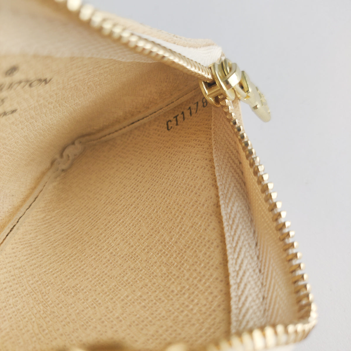 Louis Vuitton, Bags, Rare Authentic Louis Vuitton Damier Azur Travel Key  Cles Complice Coin Purse