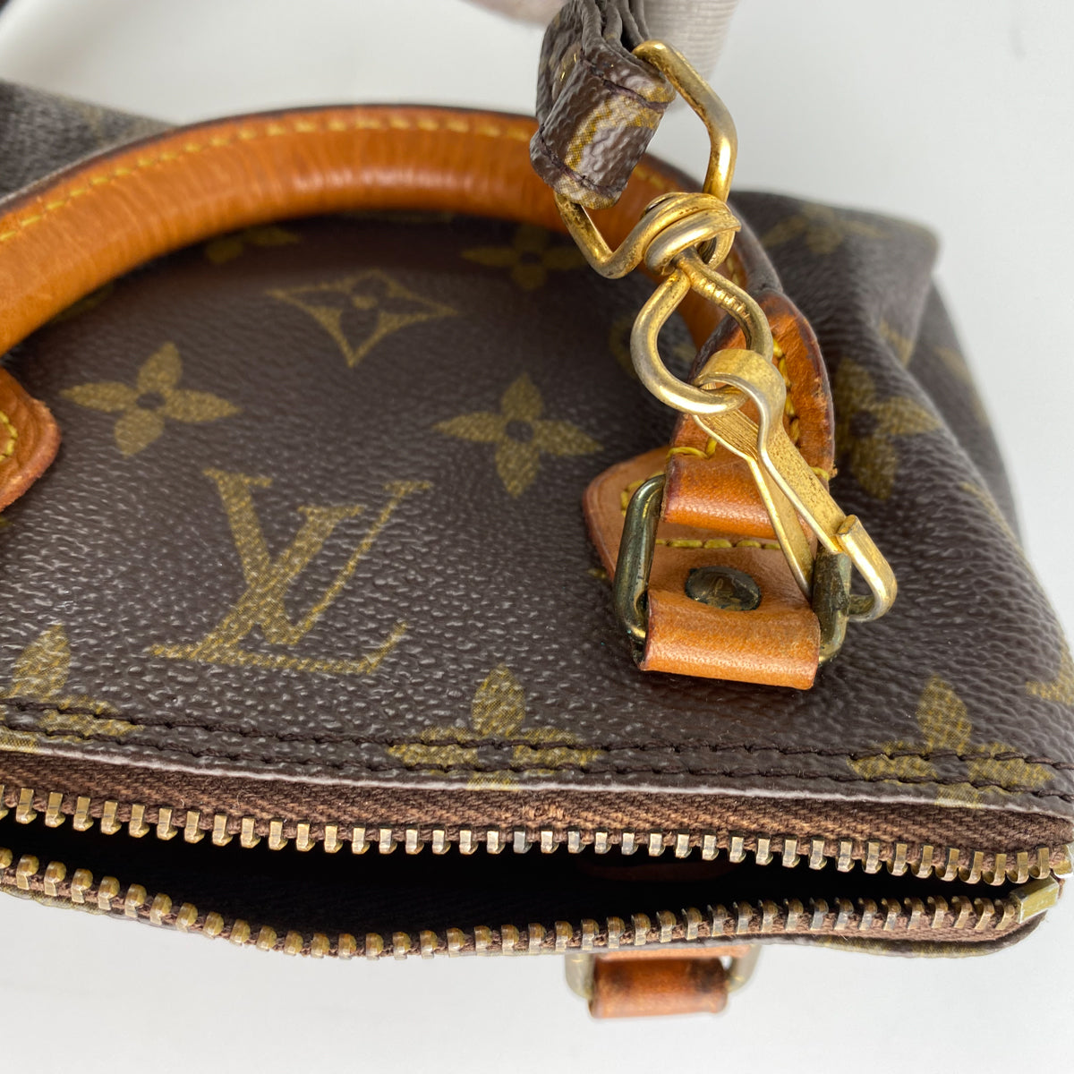 Auth Louis Vuitton Vintage Monogram Mini Speedy hand bag with Strap  1C310080n