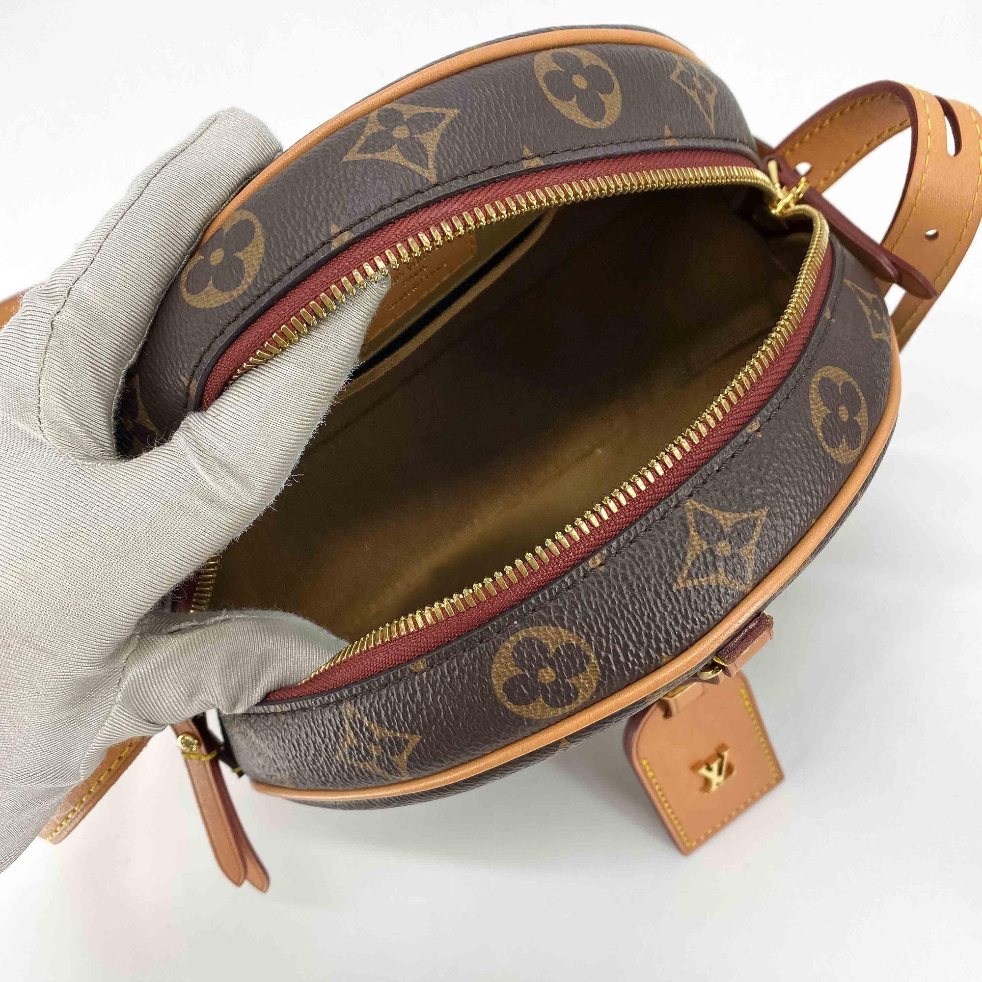 3D Model Collection Louis Vuitton Boite Chapeau Souple Bag VR / AR