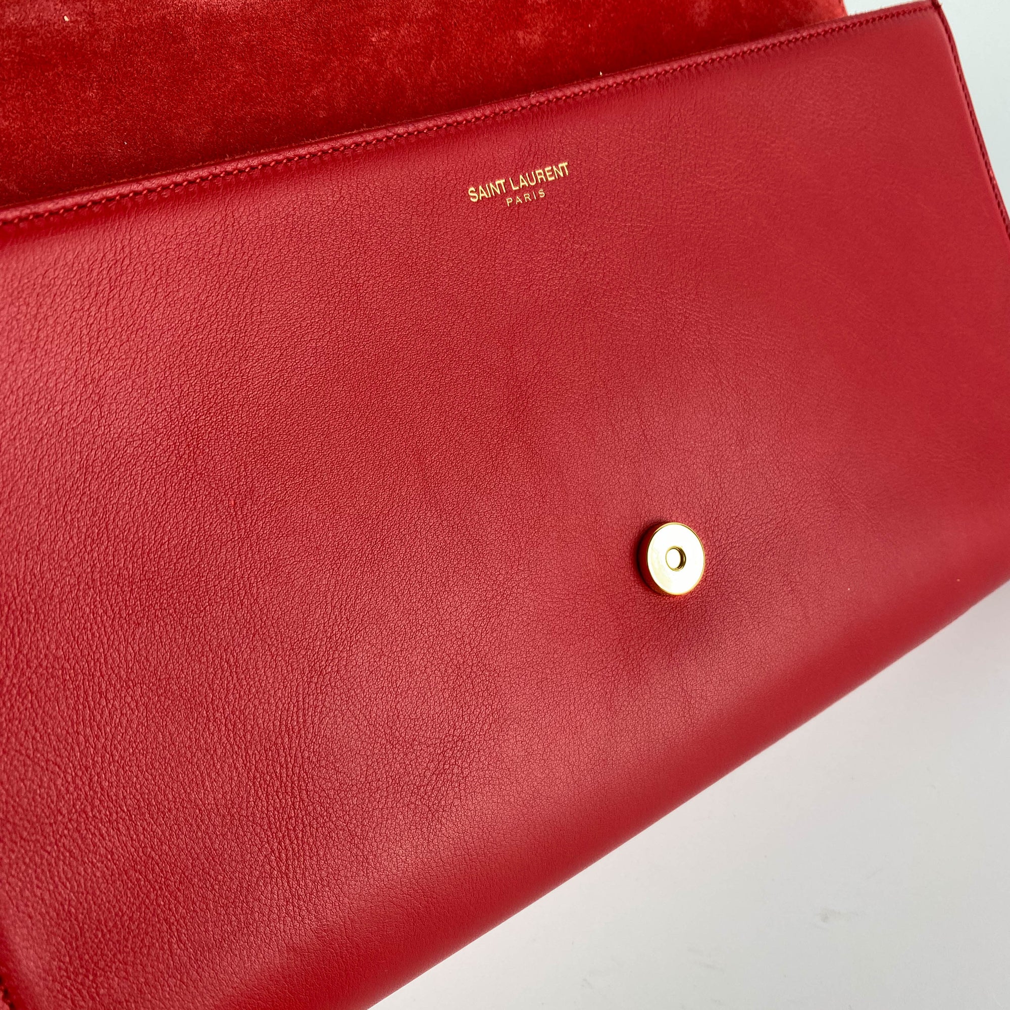 Leather clutch bag Yves Saint Laurent Red in Leather - 14423954