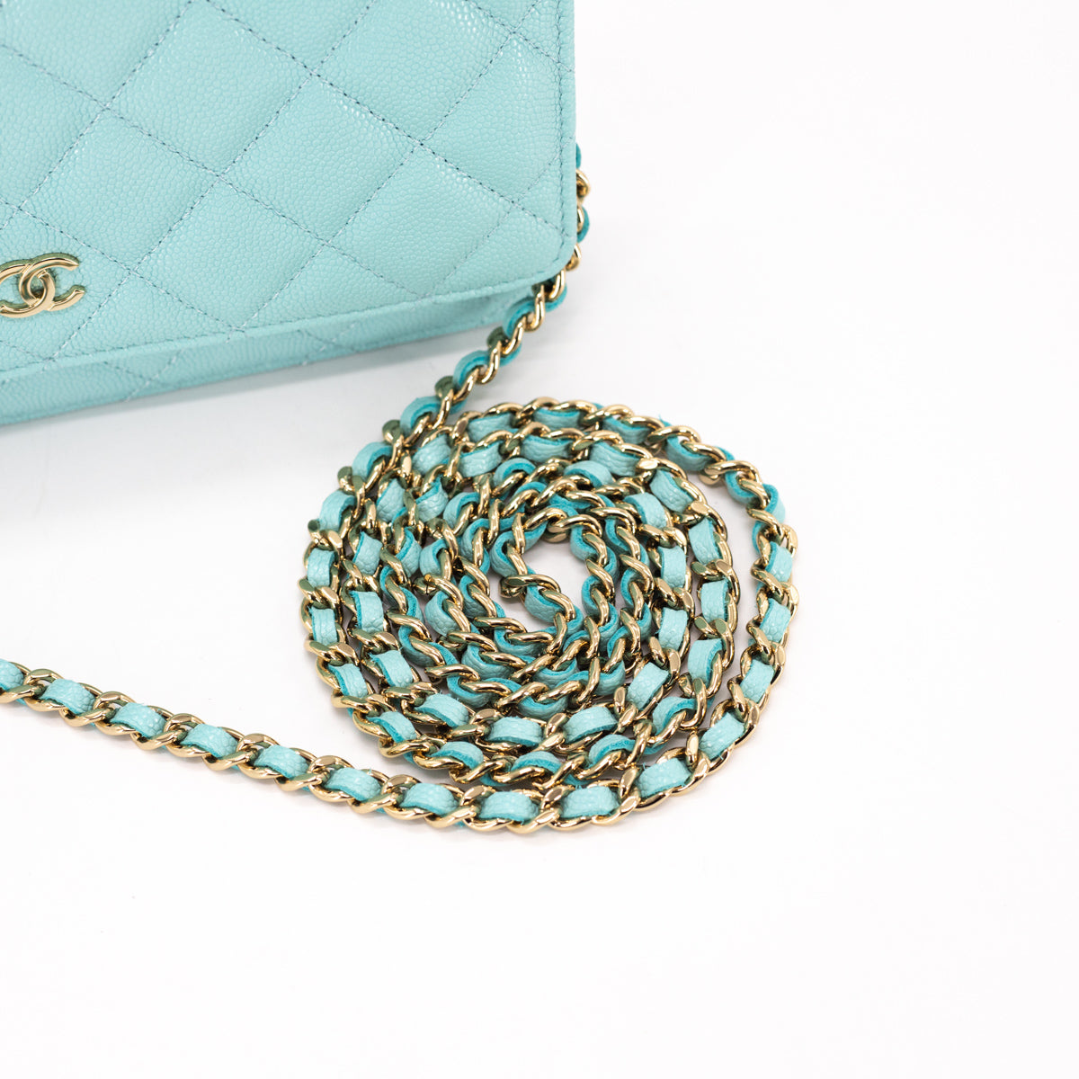 熊猫家 Chanel 19 Wallet On Chian Tiffany blue Size19cm  Facebook