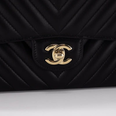 Chanel Chevron Medium/Large Classic Flap Black