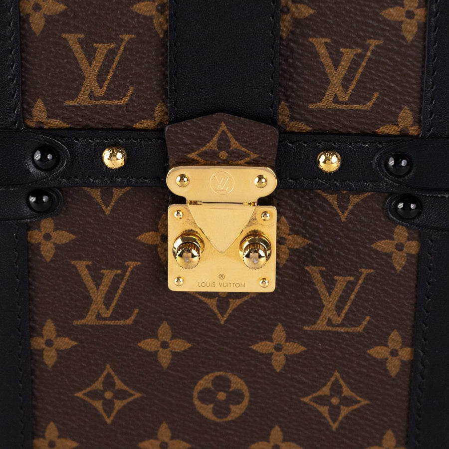 Authentic Louis Vuitton Epi Free Run Shoulder Cross Bag M52415 Black Blue  3938F