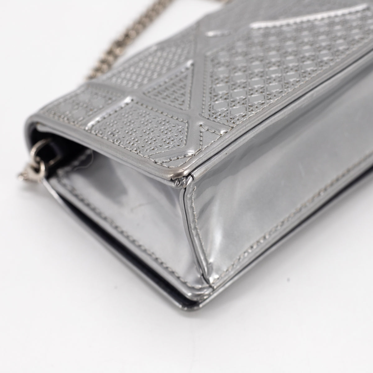 Christian Dior Silver Diorama Micro Cannage Medium Bag – The Closet