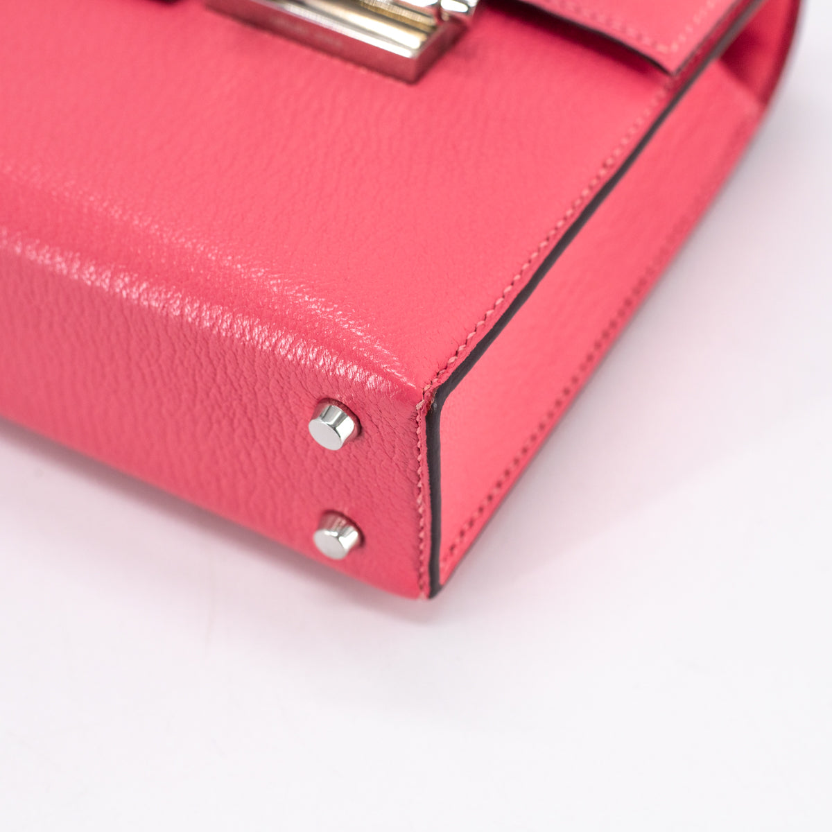 Hermès Mini Rose Lipstick Chèvre Mysore Verrou Chaîne Bag - Ann's Fabulous  Closeouts