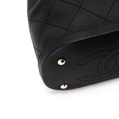 Chanel Crossbody Bucket Bag Black